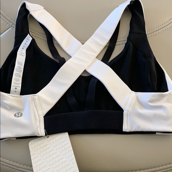 Sweat Times Lululemon size 4 - Picture 3 of 4